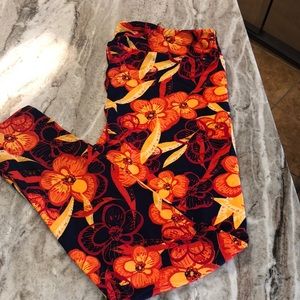 Lula Roe TC2 Soft Leggings